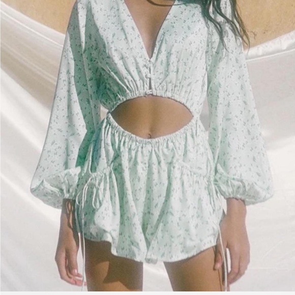 Sabo skirt Luxe Silky Jayna playsuit romper size medium - Picture 1 of 10